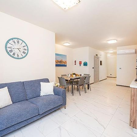 Atlantis Holiday Suites Marsalforn Ngoại thất bức ảnh