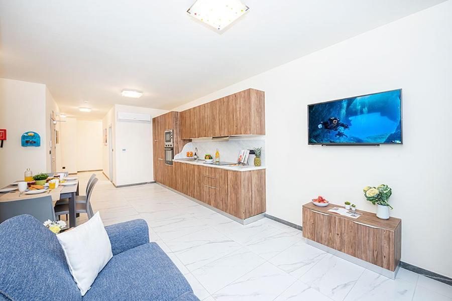 Atlantis Holiday Suites Marsalforn Ngoại thất bức ảnh